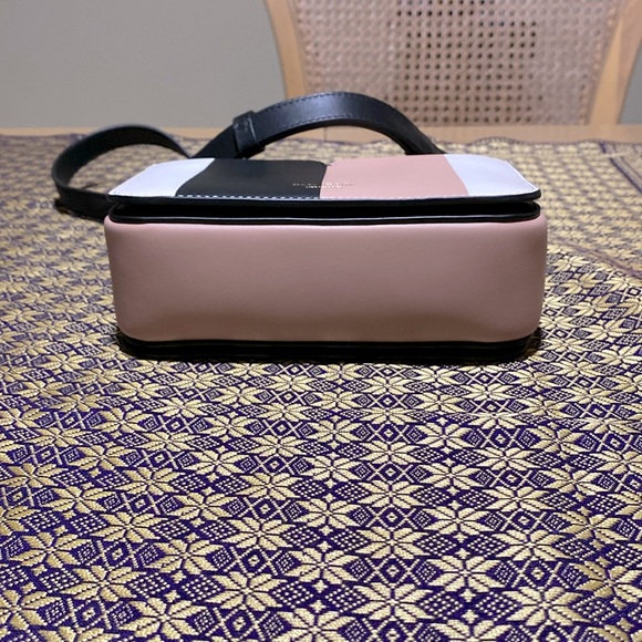 Kate spade crossbody bag size small with bag - Picture 3 of 4